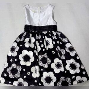 American Princess Elegant Black and White Floral Kids Dress size 5